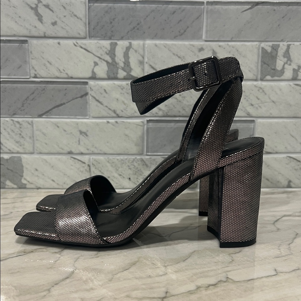 MIX no.6 Elegant Black Gray Strappy Heels